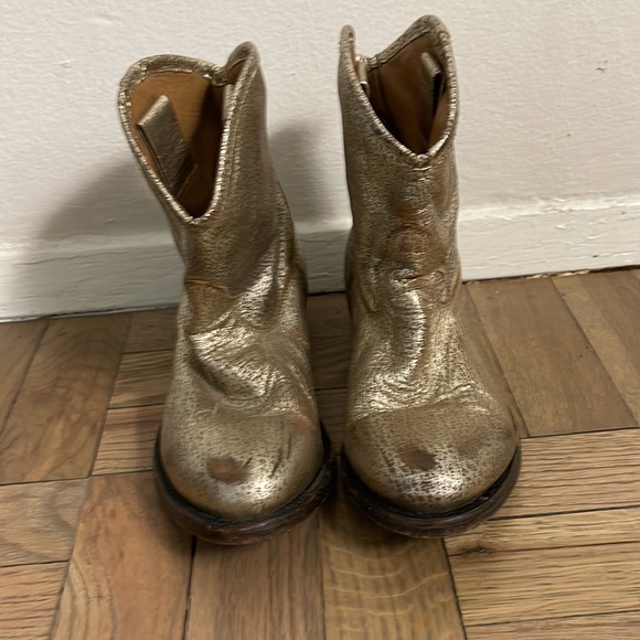 Ash gold cowboy ankle boot size 37 (6-6.5) distressed look not worn vintage - Picture 5 of 7